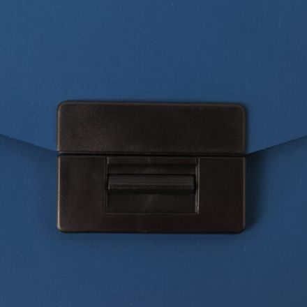 Портфель пластиковый STAFF А4 (320х225х36 мм), без отделений, синий, 229240 Портфель пластиковый STAFF А4 (320х225х36 мм), без отделений, синий, 229240