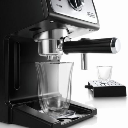 Кофеварка рожковая DELONGHI ECP 33.21/BK, 1100 Вт, объем 1 л, ручной капучинатор, черная, ECP33.21/BK Кофеварка рожковая DELONGHI ECP 33.21/BK, 1100 Вт, объем 1 л, ручной капучинатор, черная, ECP33.21/BK