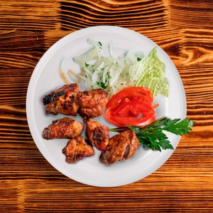 Одноразовые тарелки плоские, КОМПЛЕКТ 100 шт., пластик, d=220 мм, СТАНДАРТ, белые, ПП, холодное/горячее, LAIMA, 602649