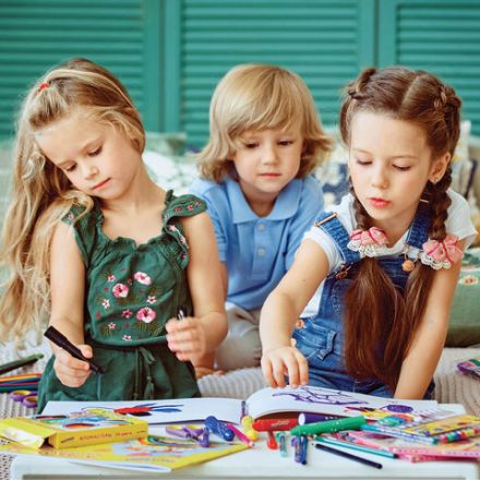 Альбом для рисования, А4, 32 листа, гребень, обложка картон, ЮНЛАНДИЯ, 195х285 мм, "Футбол" (1 вид), 105076 Альбом для рисования, А4, 32 листа, гребень, обложка картон, ЮНЛАНДИЯ, 195х285 мм, "Футбол" (1 вид), 105076