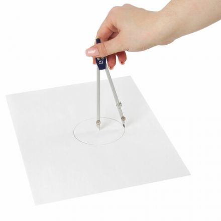 Готовальня BRAUBERG "Student Oxford", 3 предмета: циркуль 140 мм, грифель, точилка, пенал с подвесом, 210332 Готовальня BRAUBERG "Student Oxford", 3 предмета: циркуль 140 мм, грифель, точилка, пенал с подвесом, 210332