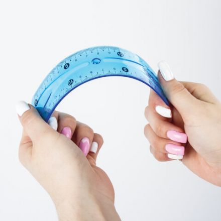 Линейка 15 см гибкая BRAUBERG "FLEX", пластиковая, ассорти, европодвес, 210673 Линейка 15 см гибкая BRAUBERG "FLEX", пластиковая, ассорти, европодвес, 210673