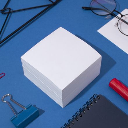 Блок для записей Attache  90x90x50 мм белый (плотность 100 г/кв.м) Блок для записей Attache  90x90x50 мм белый (плотность 100 г/кв.м)