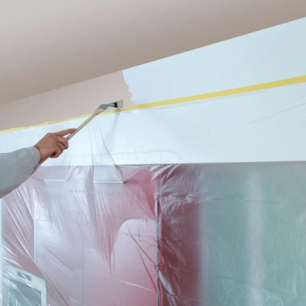 Пленка укрывная с малярной лентой UNIBOB 1,4х33 м Пленка укрывная с малярной лентой UNIBOB 1,4х33 м