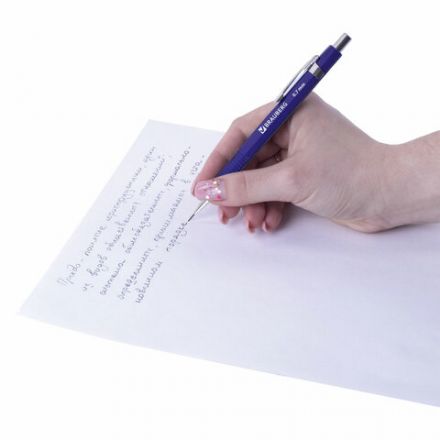 Карандаш механический 0,7 мм, трехгранный корпус + грифели HB 12 штук на блистере, BRAUBERG, 180494 Карандаш механический 0,7 мм, трехгранный корпус + грифели HB 12 штук на блистере, BRAUBERG, 180494