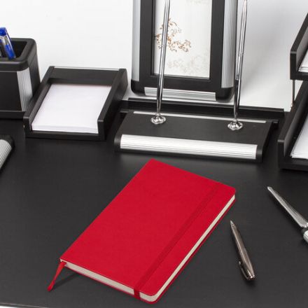 Блокнот А5 (130х210 мм), BRAUBERG ULTRA, балакрон, 80 г/м2, 96 л., в точку, красный, 113042 Блокнот А5 (130х210 мм), BRAUBERG ULTRA, балакрон, 80 г/м2, 96 л., в точку, красный, 113042