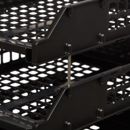 Лотки для бумаг горизонтальные Стамм Strong 3 штуки на металлических стержнях черные Лотки для бумаг горизонтальные Стамм Strong 3 штуки на металлических стержнях черные