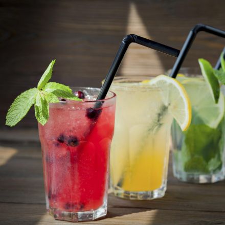 Трубочка для коктейля AVIORA с изгибом  d=5мм, L=240мм, черная, 250 шт/уп Трубочка для коктейля AVIORA с изгибом  d=5мм, L=240мм, черная, 250 шт/уп