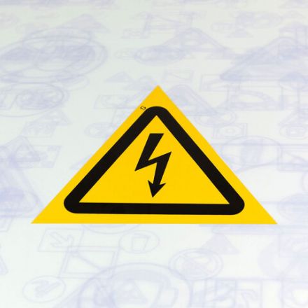 Знак "Опасность поражения электрическим током", КОМПЛЕКТ 10 штук, 100 мм, пленка, W08 Знак "Опасность поражения электрическим током", КОМПЛЕКТ 10 штук, 100 мм, пленка, W08