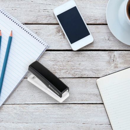 Степлер №24/6, 26/6 BRAUBERG "STYLE", до 25 листов, черный, 272747 Степлер №24/6, 26/6 BRAUBERG "STYLE", до 25 листов, черный, 272747