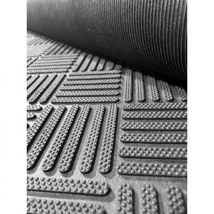 Коврик входной резиновый 90см x 150см х 9мм, шахматы Коврик входной резиновый 90см x 150см х 9мм, шахматы