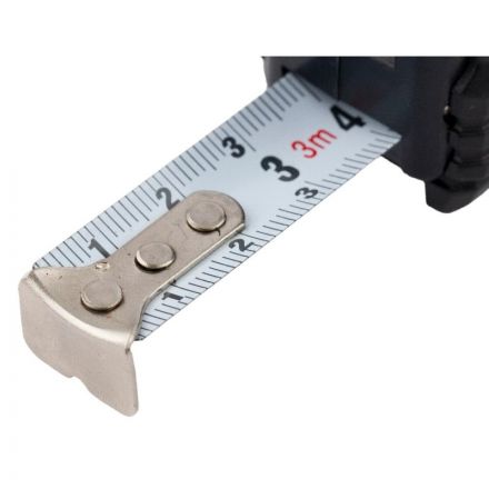 Рулетка Matrix Black 3м x 16мм с фиксатором Рулетка Matrix Black 3м x 16мм с фиксатором