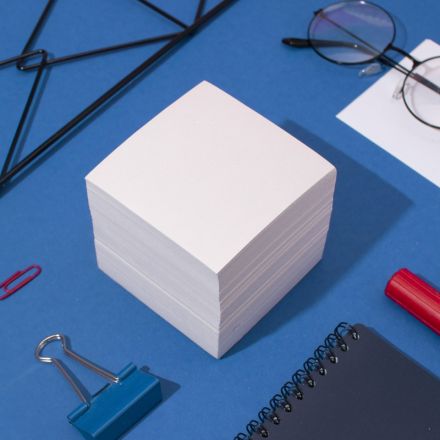 Блок для записей Attache 80x80x80 мм белый (плотность 65 г/кв.м) Блок для записей Attache 80x80x80 мм белый (плотность 65 г/кв.м)