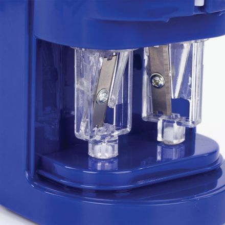 Точилка электрическая BRAUBERG "STANDARD", 2 отверстия для карандашей (включая утолщенные), питание от 4 батареек АА, 228423 Точилка электрическая BRAUBERG "STANDARD", 2 отверстия для карандашей (включая утолщенные), питание от 4 батареек АА, 228423