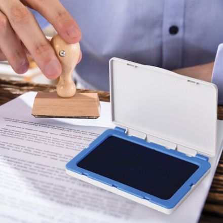 Штемпельная подушка BRAUBERG, 100х80 мм (рабочая поверхность 90х50 мм), синяя краска, 236867 Штемпельная подушка BRAUBERG, 100х80 мм (рабочая поверхность 90х50 мм), синяя краска, 236867