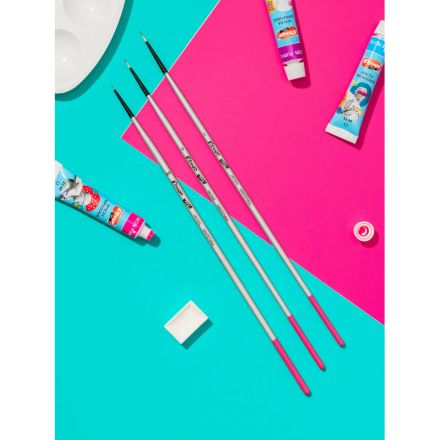 Кисть художественная Комус Арт синтетика средн.жест,кругл.,№1,длинная ручка Кисть художественная Комус Арт синтетика средн.жест,кругл.,№1,длинная ручка