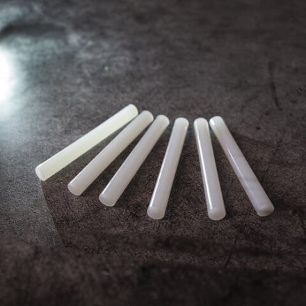 Клеевые стержни, диаметр 11 мм, длина 100 мм, белые, комплект 6 штук, BRAUBERG, европодвес, 670298 Клеевые стержни, диаметр 11 мм, длина 100 мм, белые, комплект 6 штук, BRAUBERG, европодвес, 670298