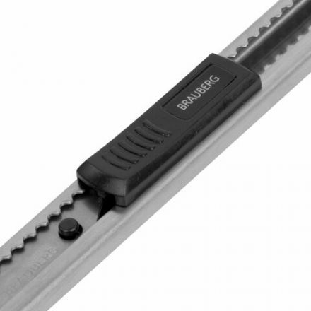 Нож канцелярский 9 мм BRAUBERG "Extra 30", металлический, лезвие 30°, автофиксатор, подвес, 237084 Нож канцелярский 9 мм BRAUBERG "Extra 30", металлический, лезвие 30°, автофиксатор, подвес, 237084