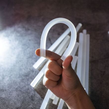 Клеевые стержни, диаметр 11 мм, длина 200 мм, прозрачные, 1 кг (48 штук) BRAUBERG, 671056 Клеевые стержни, диаметр 11 мм, длина 200 мм, прозрачные, 1 кг (48 штук) BRAUBERG, 671056