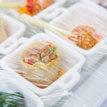 Пленка пищевая полиэтиленовая 30 см x 300 м, 7,5 мкм, прозрачная Пленка пищевая полиэтиленовая 30 см x 300 м, 7,5 мкм, прозрачная