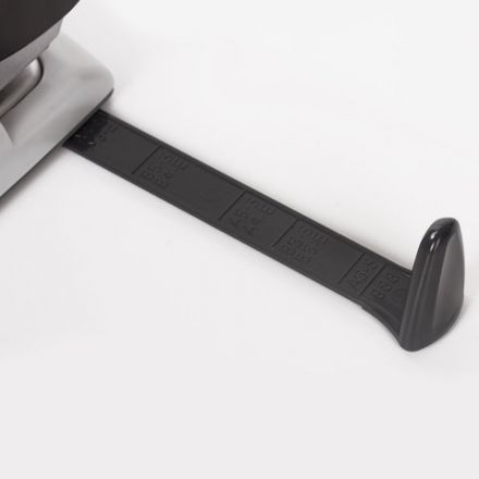 Дырокол BRAUBERG "Jet", до 40 листов, черный, 224341 Дырокол BRAUBERG "Jet", до 40 листов, черный, 224341