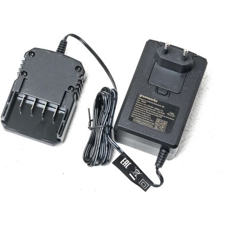 Зарядное устройство Greenworks G40UCM2M, 40V, 2A (2946507) Зарядное устройство Greenworks G40UCM2M, 40V, 2A (2946507)