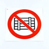 Знак безопасности "Запрещается загромождать проходы", КОМПЛЕКТ 10 штук, 200х200 мм, пленка, P12, Р12 Знак безопасности "Запрещается загромождать проходы", КОМПЛЕКТ 10 штук, 200х200 мм, пленка, P12, Р12