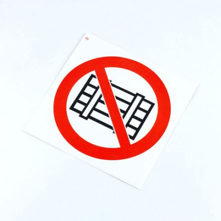 Знак безопасности "Запрещается загромождать проходы", КОМПЛЕКТ 10 штук, 200х200 мм, пленка, P12, Р12 Знак безопасности "Запрещается загромождать проходы", КОМПЛЕКТ 10 штук, 200х200 мм, пленка, P12, Р12