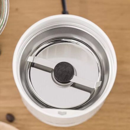 Кофемолка BOSCH TSM6A011W/MKM6000, мощность 180 Вт, вместимость 75 г, пластик, белая Кофемолка BOSCH TSM6A011W/MKM6000, мощность 180 Вт, вместимость 75 г, пластик, белая