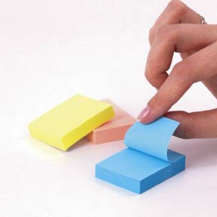 Блоки самоклеящиеся (стикеры) BRAUBERG 38х51 мм, 100 листов, НАБОР 12 штук, 3 неоновых цвета, 111345 Блоки самоклеящиеся (стикеры) BRAUBERG 38х51 мм, 100 листов, НАБОР 12 штук, 3 неоновых цвета, 111345