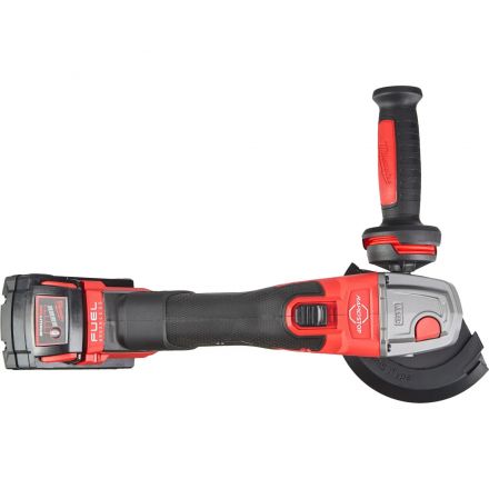 Шлифмашина угловая акк.Milwaukee M18 FSAG125XB-502X FUEL (Li-Ion 5 Ач) Шлифмашина угловая акк.Milwaukee M18 FSAG125XB-502X FUEL (Li-Ion 5 Ач)