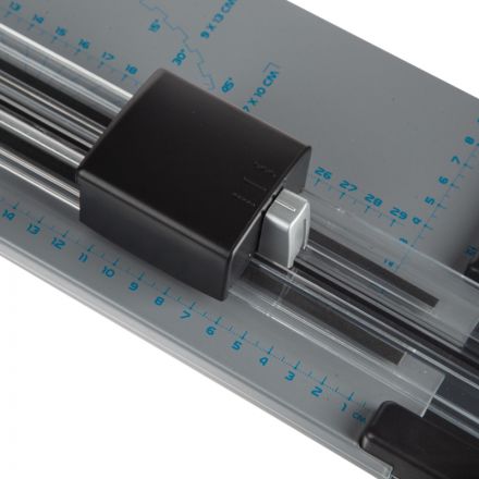 Резак для бумаги Promega office OC50R, А4, 320мм, 10 листов, роликовый Резак для бумаги Promega office OC50R, А4, 320мм, 10 листов, роликовый