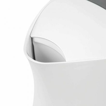 Чайник BRAUN WK-300, 1,7 л, 2200 Вт, закрытый нагревательный элемент, пластик, белый Чайник BRAUN WK-300, 1,7 л, 2200 Вт, закрытый нагревательный элемент, пластик, белый