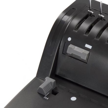 Переплетная машина для пластиковой пружины BRAUBERG B8, пробивает до 8 листов, сшивает до 125 листов, 530958 Переплетная машина для пластиковой пружины BRAUBERG B8, пробивает до 8 листов, сшивает до 125 листов, 530958