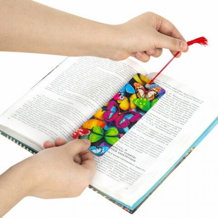 Закладка для книг с линейкой 3D-ОБЪЕМНАЯ BRAUBERG, "Бабочки", с декоративным шнурком, 125748