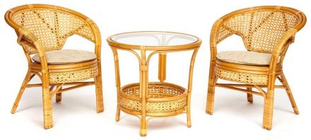 ТЕРРАСНЫЙ КОМПЛЕКТ "PELANGI" (стол со стеклом + 2 кресла) /без подушек/, ротанг, кресло 65х65х77см, стол диаметр 64х61см, Honey (мед)