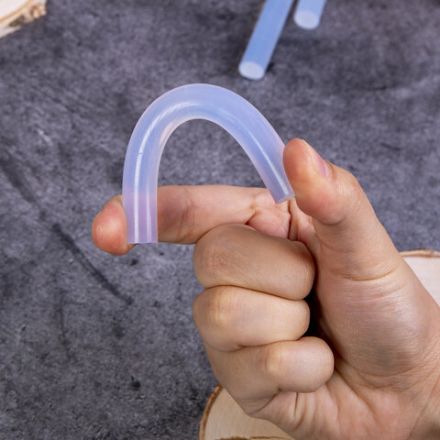 Клеевые стержни, диаметр 11 мм, длина 100 мм, прозрачные, комплект 6 шт., BRAUBERG, европодвес, 670293 Клеевые стержни, диаметр 11 мм, длина 100 мм, прозрачные, комплект 6 шт., BRAUBERG, европодвес, 670293