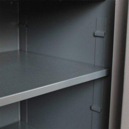 Сейф BRABIX "КМ-620Т", 620х430х375 мм, 35 кг, ключевой замок + полка, трейзер, крепление к стене, 291167