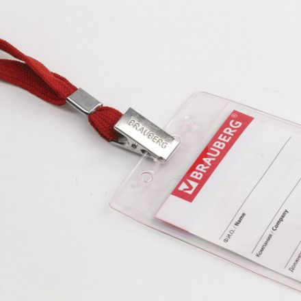 Бейдж вертикальный (90х60 мм), на красной ленте 45 см, BRAUBERG, 235699 Бейдж вертикальный (90х60 мм), на красной ленте 45 см, BRAUBERG, 235699