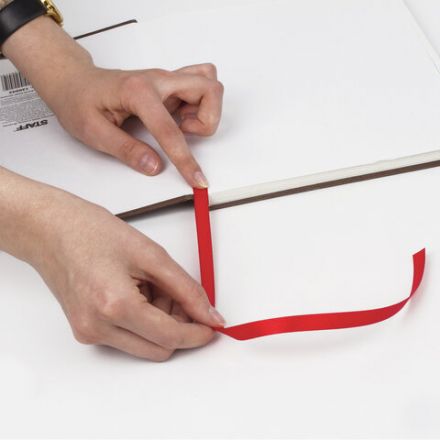 Закладки-ляссе "ТРИКОЛОР" для книг А4 (длина 38 см) ПИФАГОР, клейкий край, 3 ленты, 111647 Закладки-ляссе "ТРИКОЛОР" для книг А4 (длина 38 см) ПИФАГОР, клейкий край, 3 ленты, 111647