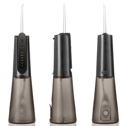 Ирригатор для полости рта REVYLINE RL 670, емкость резервуара 0,27 л, 2 насадки, черный, 9102 Ирригатор для полости рта REVYLINE RL 670, емкость резервуара 0,27 л, 2 насадки, черный, 9102