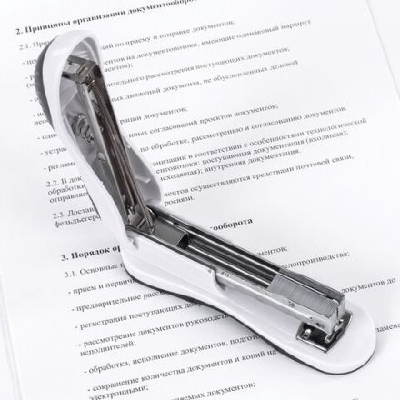 Скобы для степлера цинковое покрытие №24/6, 1000 штук, BRAUBERG "EXTRA", до 30 листов, 229299 Скобы для степлера цинковое покрытие №24/6, 1000 штук, BRAUBERG "EXTRA", до 30 листов, 229299