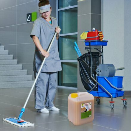 Мыло жидкое 5 кг ЛЮБАША, "Хозяйственное", 605655 Мыло жидкое 5 кг ЛЮБАША, "Хозяйственное", 605655