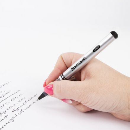 Ручка-роллер BRAUBERG "Flagman", ЧЕРНАЯ, корпус серебристый, хромированные детали, узел 0,5 мм, линия письма 0,3 мм, 141555 Ручка-роллер BRAUBERG "Flagman", ЧЕРНАЯ, корпус серебристый, хромированные детали, узел 0,5 мм, линия письма 0,3 мм, 141555