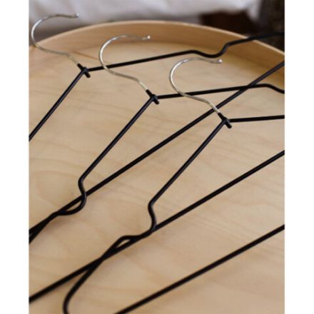 Вешалки-плечики для одежды, размер 48-50, металл, антискользящие, КОМПЛЕКТ 20 шт., черные, BRABIX PREMIUM, 608468 Вешалки-плечики для одежды, размер 48-50, металл, антискользящие, КОМПЛЕКТ 20 шт., черные, BRABIX PREMIUM, 608468