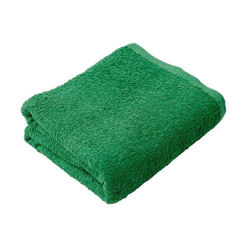 Полотенце эконом. Зеленое полотенце. Полотенце махровое зеленый. Махровое полотенце эконом сегмент.