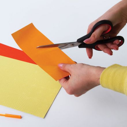 Ножницы ОФИСМАГ "Soft Grip", 216 мм, резиновые вставки, черно-красные, 3-х сторонняя заточка, в картонная упаковка с европодвесом, 231523