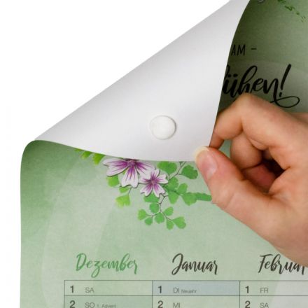 Клейкие квадраты двусторонние монтажные Kores Gum Fix  полимерная смесь 9 х 11 х 3.2 мм  (84 штуки в упаковке)