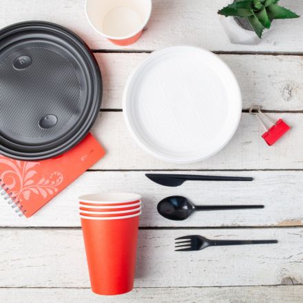 Тарелка одноразовая Комус d 210мм, черная, ПП, 50шт/уп