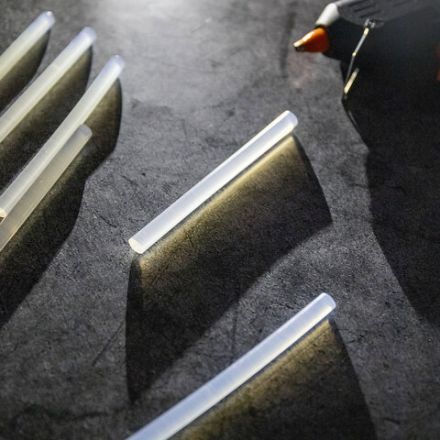 Клеевые стержни, диаметр 7 мм, длина 100 мм, прозрачные, комплект 6 шт., BRAUBERG, европодвес, 670291 Клеевые стержни, диаметр 7 мм, длина 100 мм, прозрачные, комплект 6 шт., BRAUBERG, европодвес, 670291